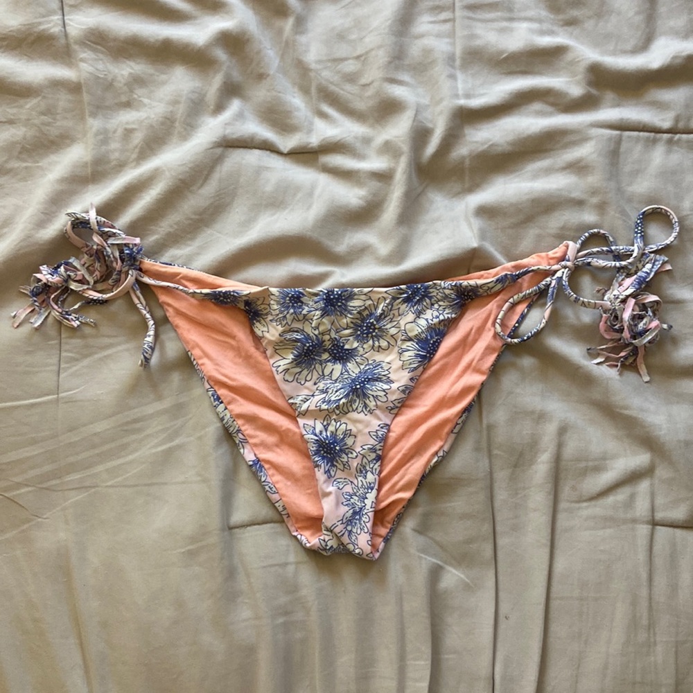 O’Neill bikini bottoms